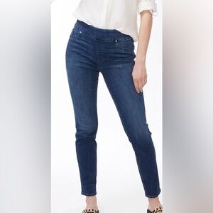 Chico’s Dark Wash Pull On Jeggings 0 / 4